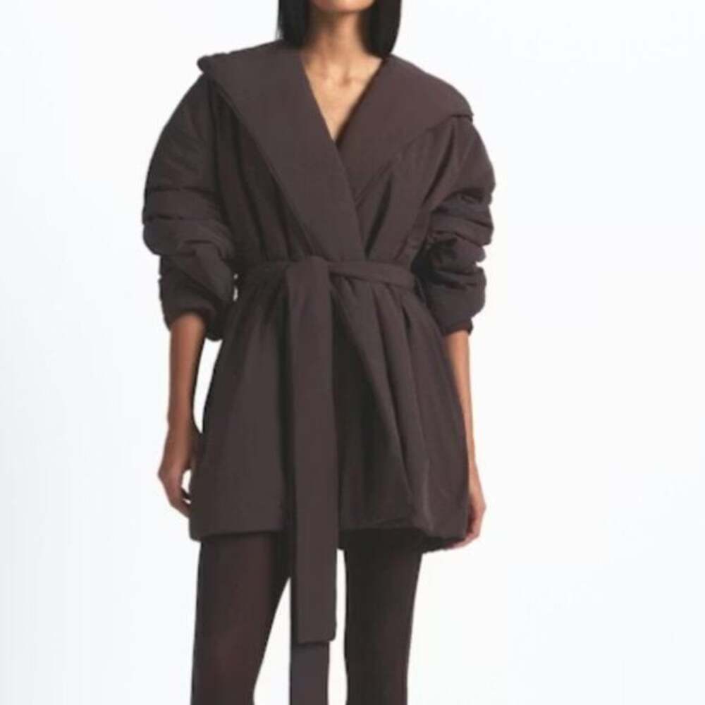 NikeSKIMS Nylon Woven Wrap Coat Phoenix XS (OVERSIZED) NWOT *SOLD OUT ON SITE*